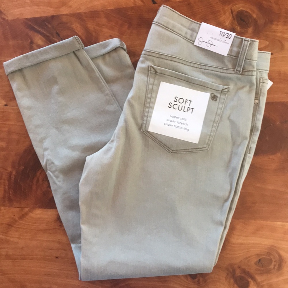 Jessica Simpson Green Rolled Crop Skinny Size 10